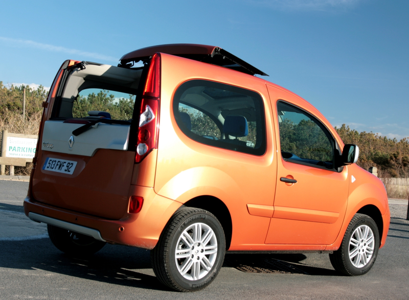 Illustration for article titled Renault's Kangoo Be Bop was a Funky French Envoy XUV